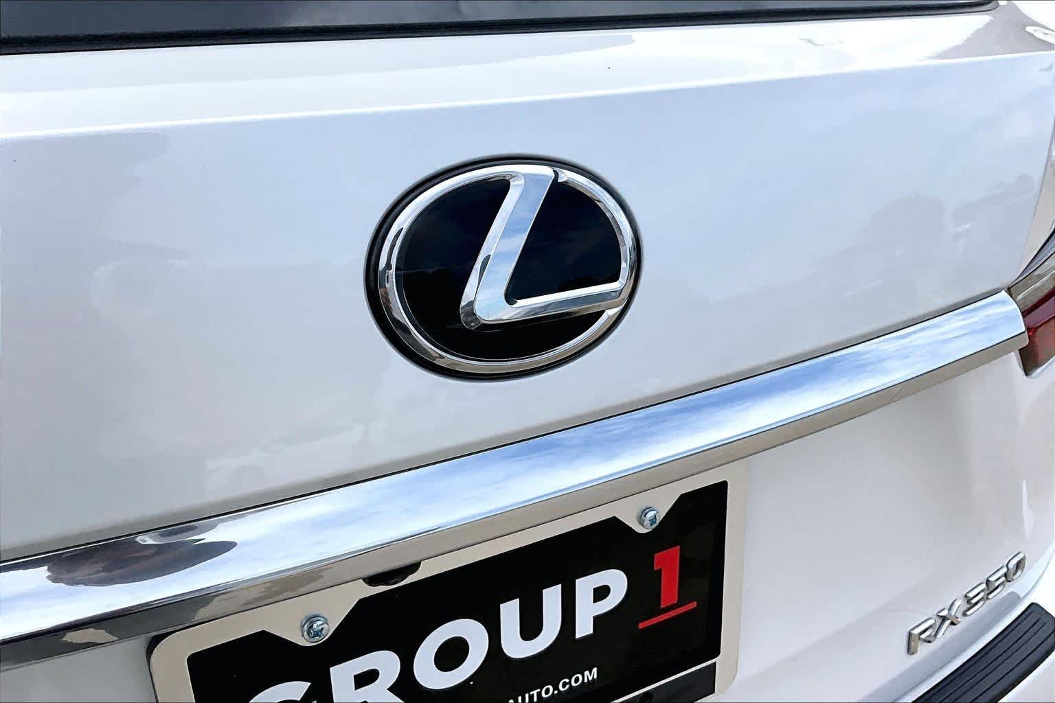 Certified Used 2022 EMINENT WHITE PEARL Lexus  image 31