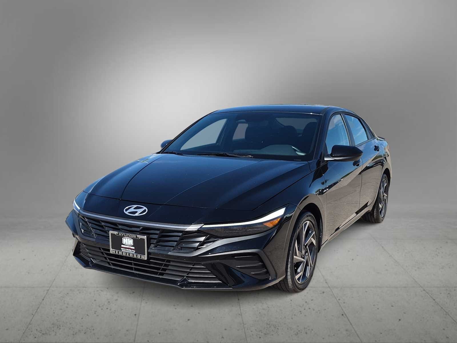 Certified Used 2025 Abyss Black Hyundai SEL Sport image 4