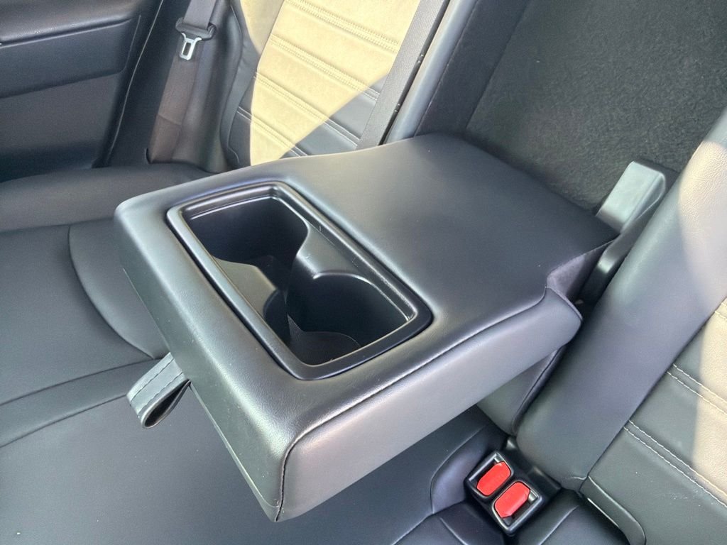 Used 2019 Silver Sky Metallic Toyota XLE Premium image 36