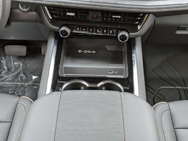 2026 Chevrolet Tahoe Premier - Photo 21
