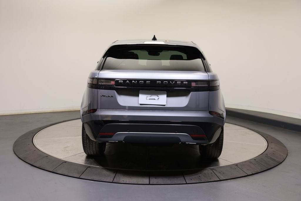 New 2026 Zadar Grey Land Rover P250 Base image 4