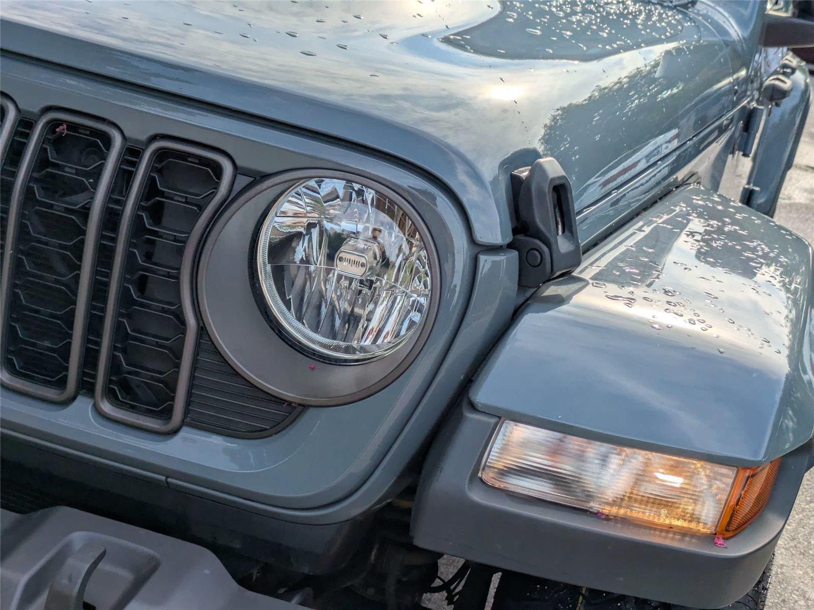 Used 2024 Anvil Clear Coat Jeep Nighthawk image 12