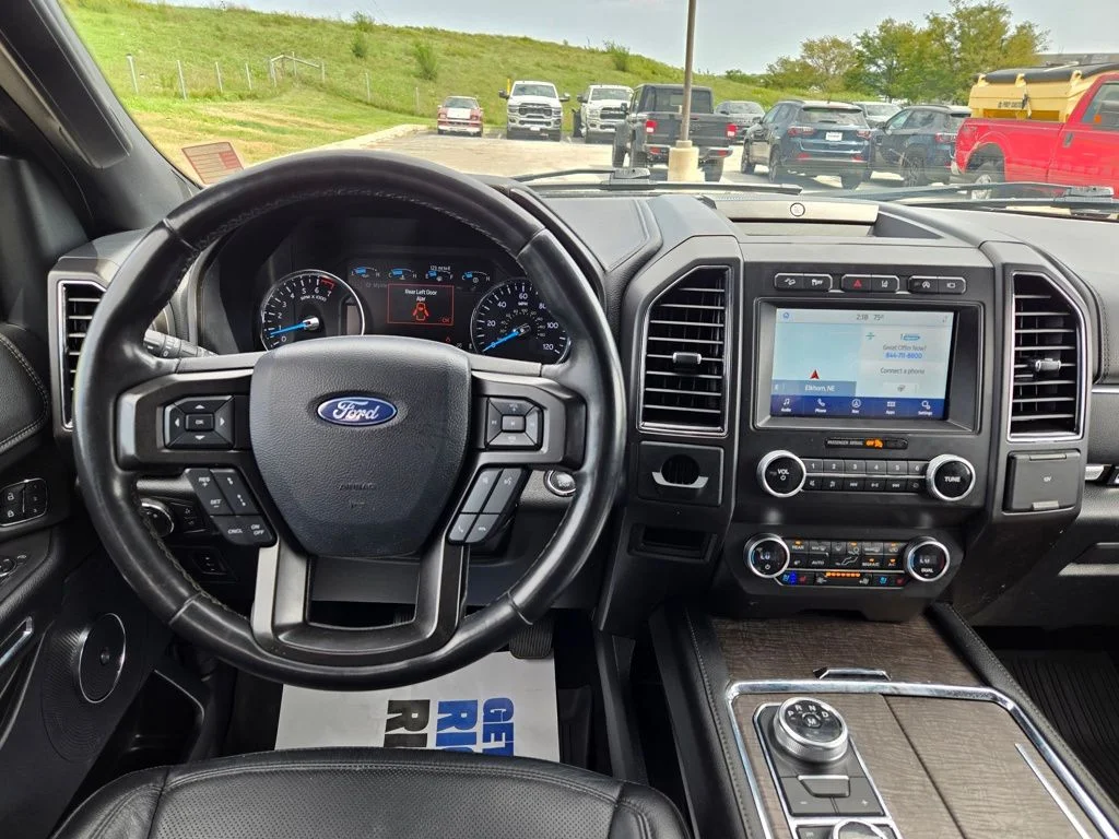 Used 2020 Black Ford Limited image 18