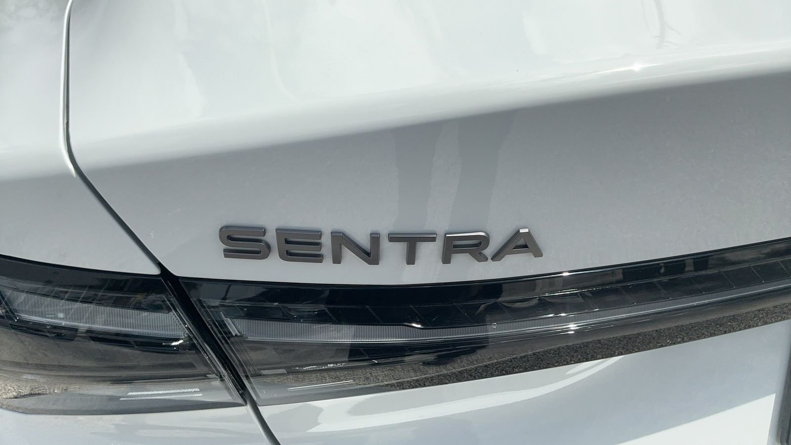 New 2027 White Nissan SV image 43
