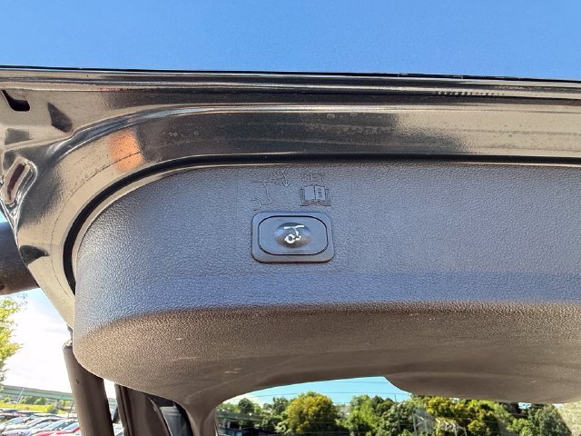 Used 2019 Baltic Sea Green Metallic Ford SEL image 29