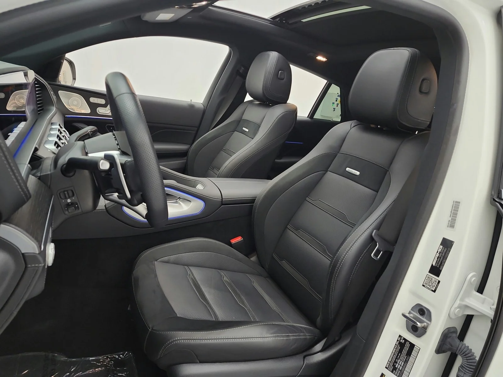 Certified Used 2024 MANUFAKTUR Diamond White Metallic Mercedes-Benz AMG® GLE 53 4MATIC+ Coupe image 10