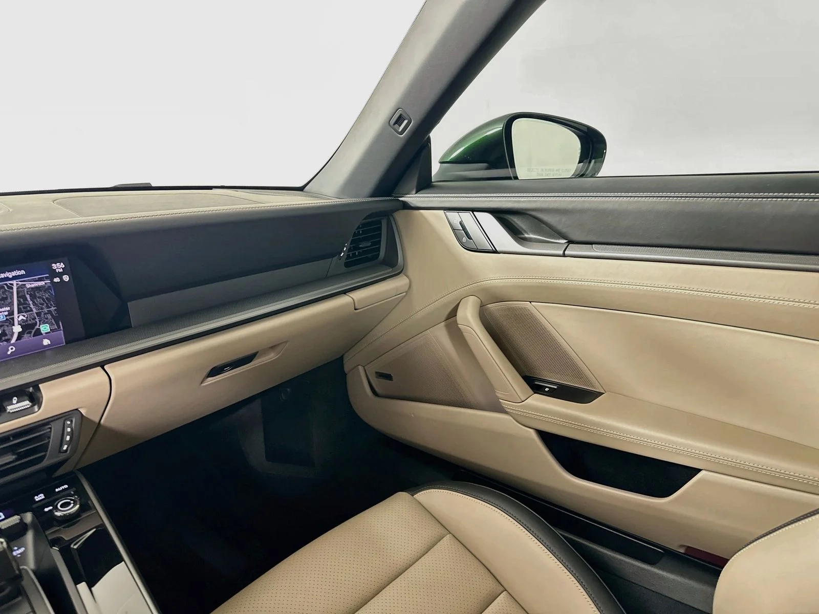 Used 2026  Porsche  image 23