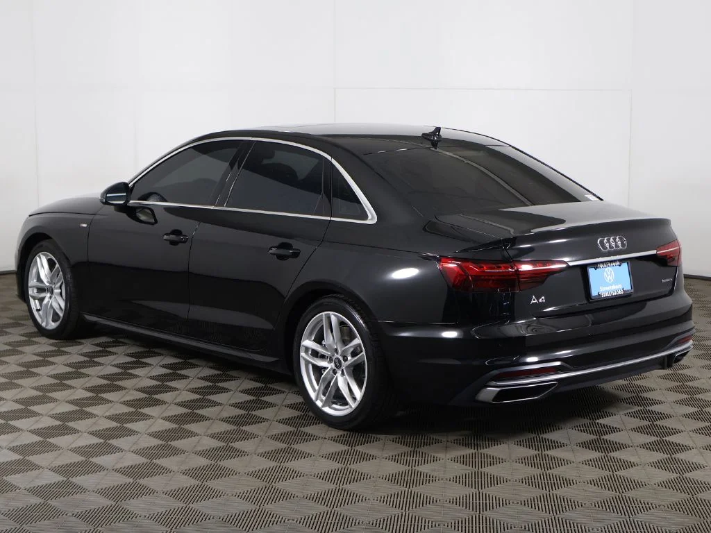Used 2023 Black Metallic Audi 45 S line Premium Plus image 9