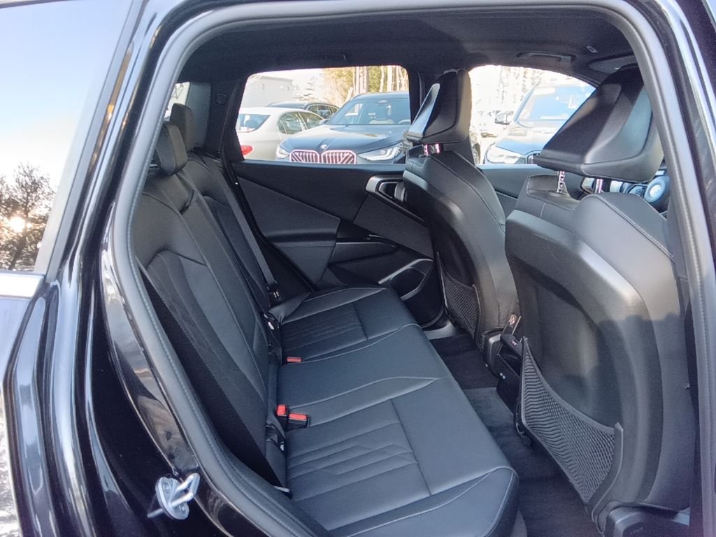 2026 BMW X3 30 - Photo 22