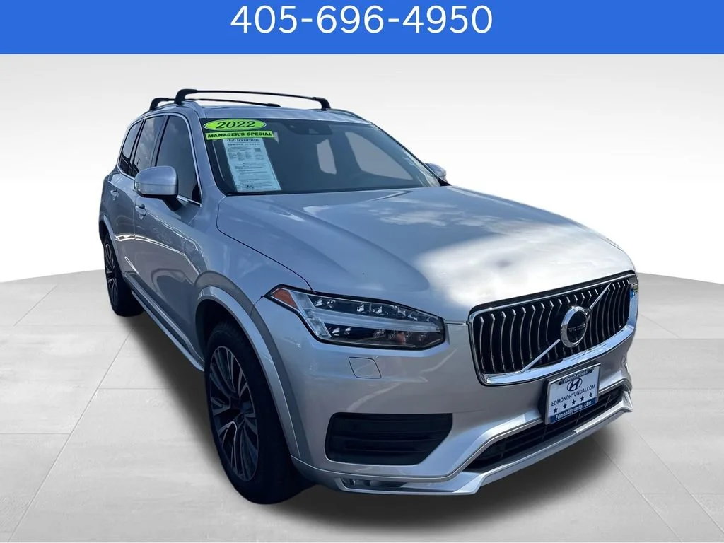 Pre-Owned 2022 Volvo XC90 Momentum