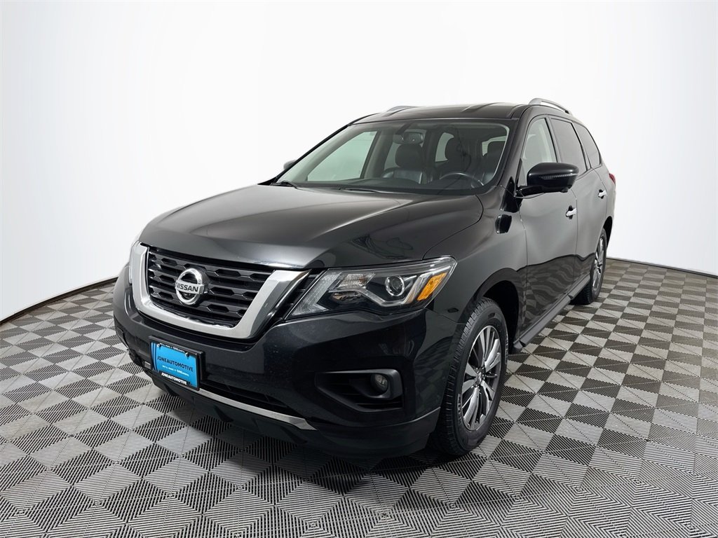2019 Nissan Pathfinder SL
