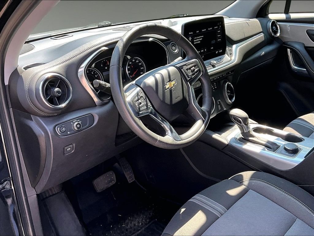 Used 2023 Black Chevrolet LT image 12