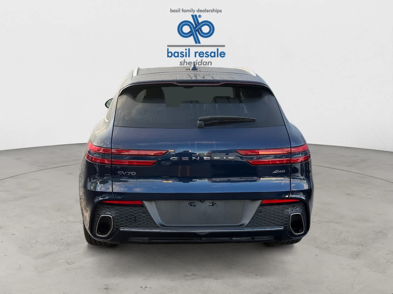 Used 2022 Adriatic Blue Genesis 2.5T image 5