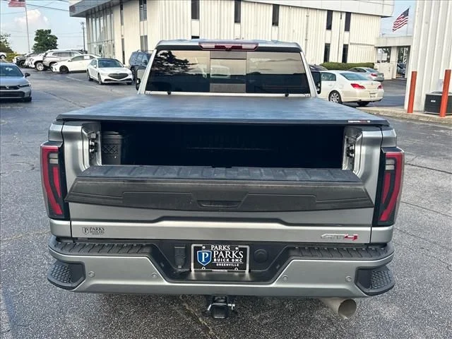 Used 2025 Silver GMC AT4 image 31