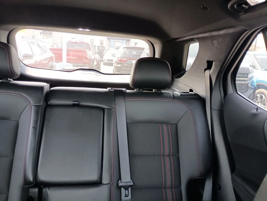 Used 2022 Red Chevrolet RS image 14