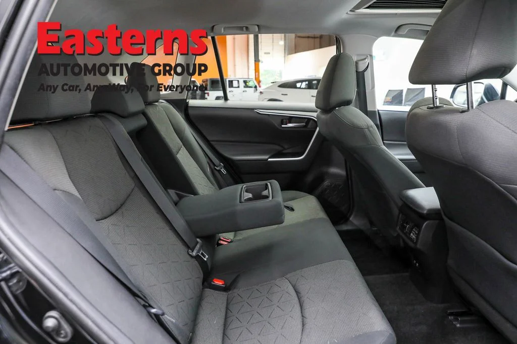 Used 2021 Black Toyota XLE image 20