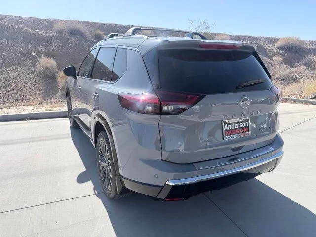 2025 Nissan Rogue Platinum - Photo 6