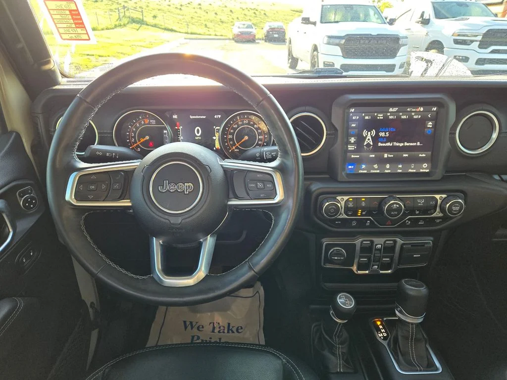 Used 2020 Beige Jeep Overland image 18