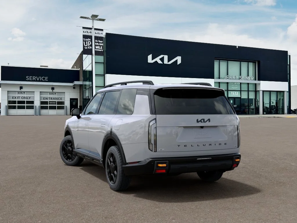 New 2027 Wolf Gray Kia X-PRO SX image 4