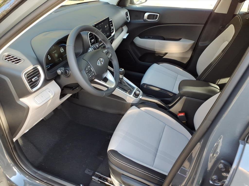 2026 Hyundai Venue SEL - Photo 9