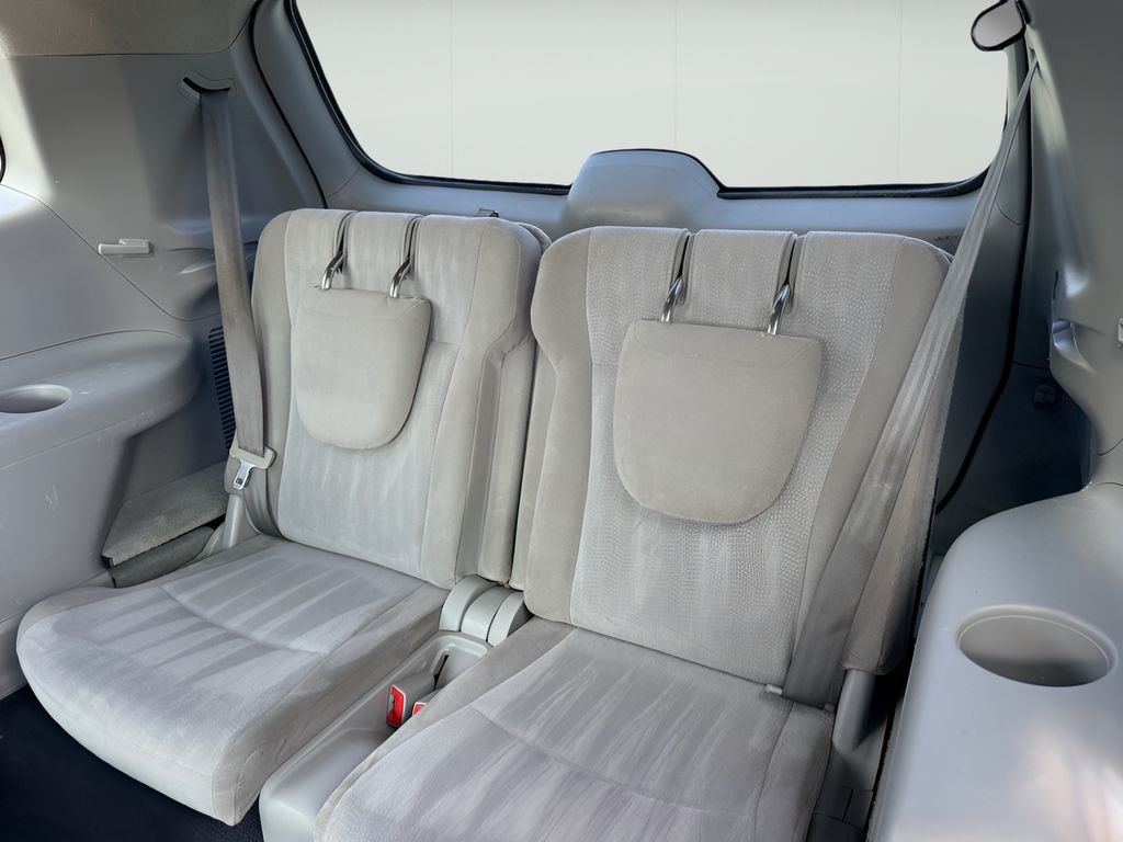 Used 2013 Classic Silver Metallic Toyota  image 11