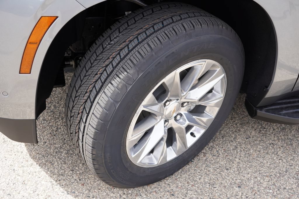 New 2026 Sterling Gray Metallic Chevrolet Premier image 9
