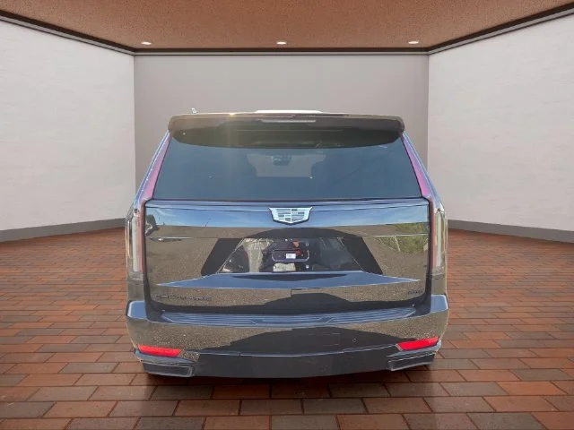 Used 2022 Black Cadillac Sport Platinum image 36