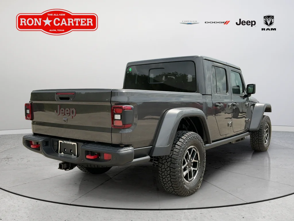New 2026 Granite Crystal Metallic Clearcoat Jeep Rubicon X image 6