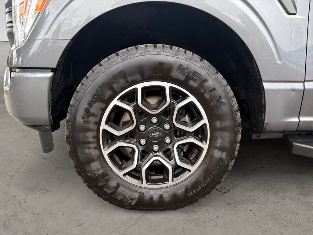 Used 2021 Gray Ford XLT image 9