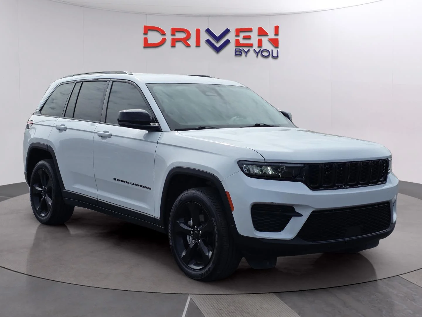 Used 2023 Bright White Clearcoat Jeep Altitude image 7