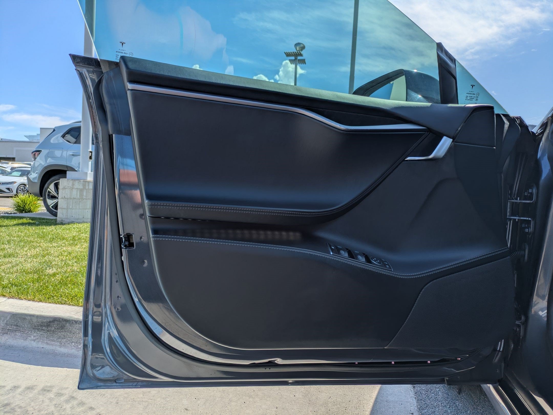 Used 2021 Midnight Silver Metallic Tesla Long Range image 12