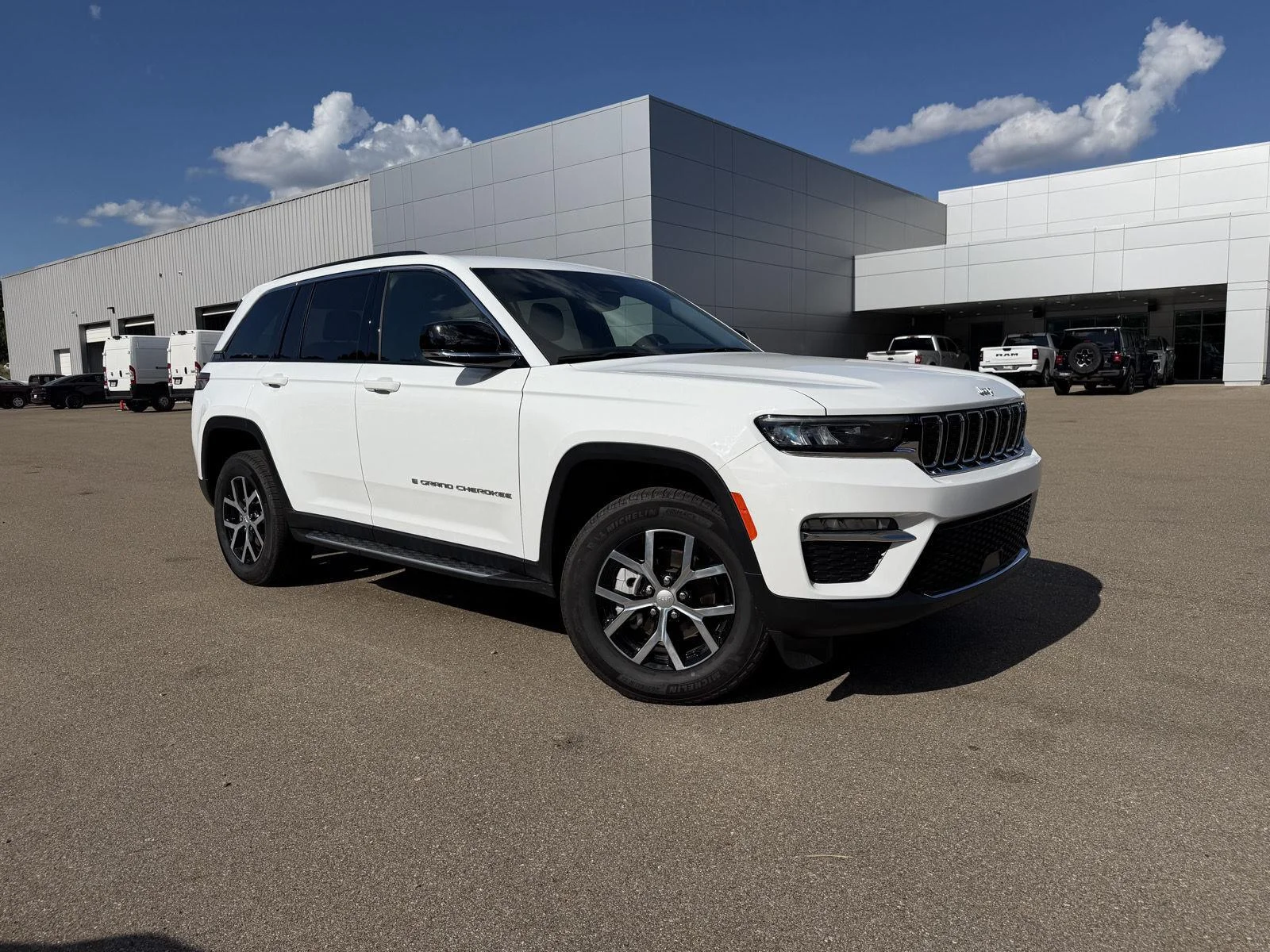 Used 2024 Bright White Clearcoat Jeep Limited image 3