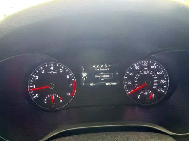 Used 2016 White Kia SX image 30