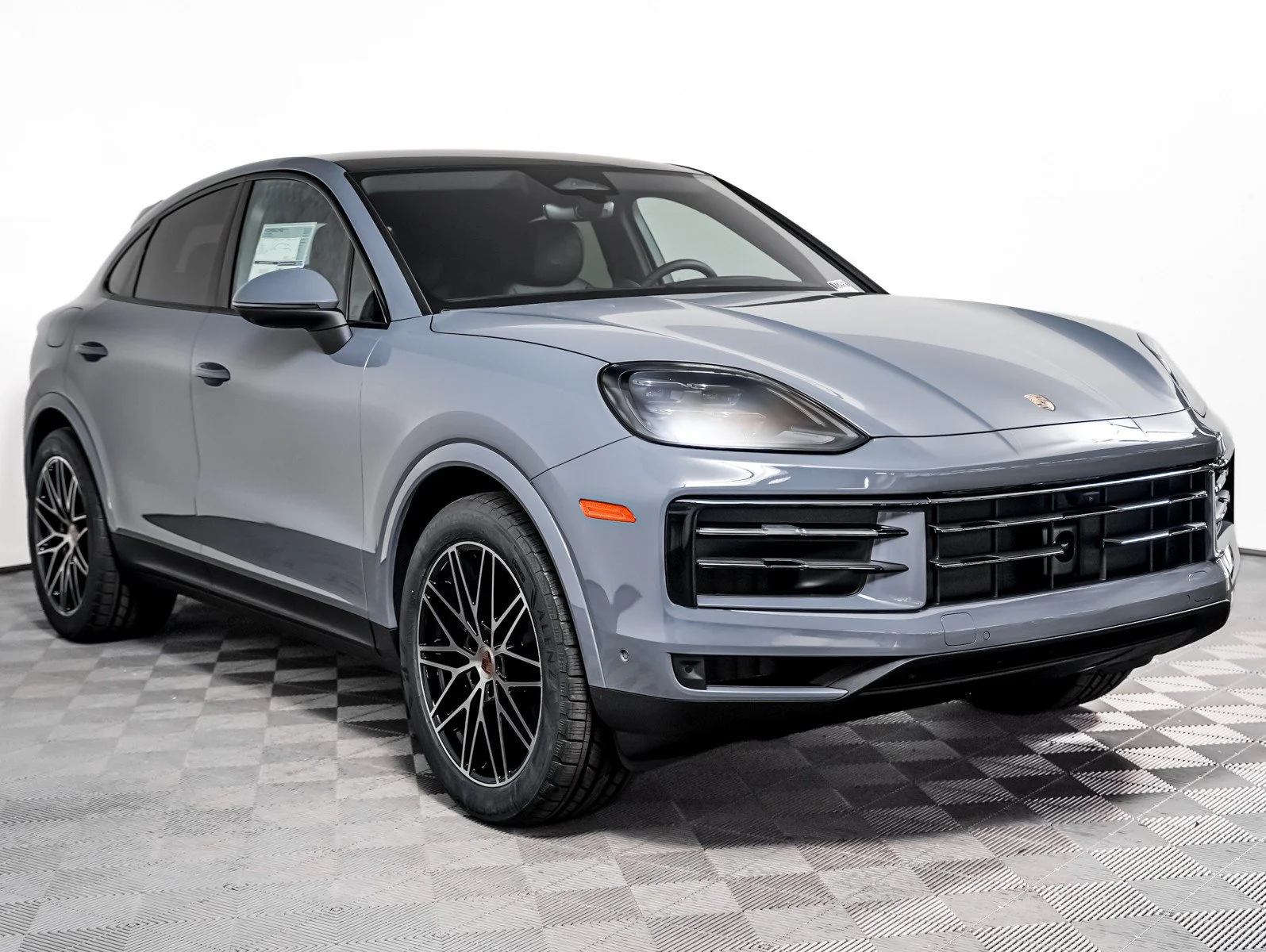 New 2026 ARCTIC GREY Porsche Coupe image 8