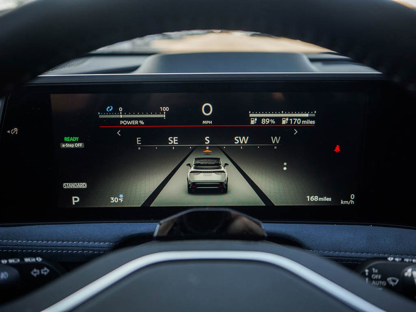 2025 Nissan ARIYA Platinum+ - Photo 23