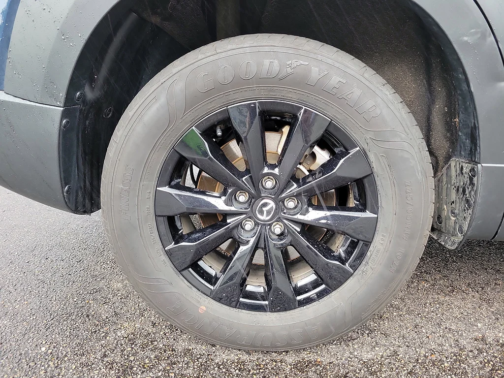 Used 2026 Ingot Blue Metallic Mazda 2.5 S Preferred image 7