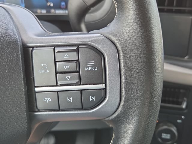 Used 2025 Black Metallic Ford XLT image 16