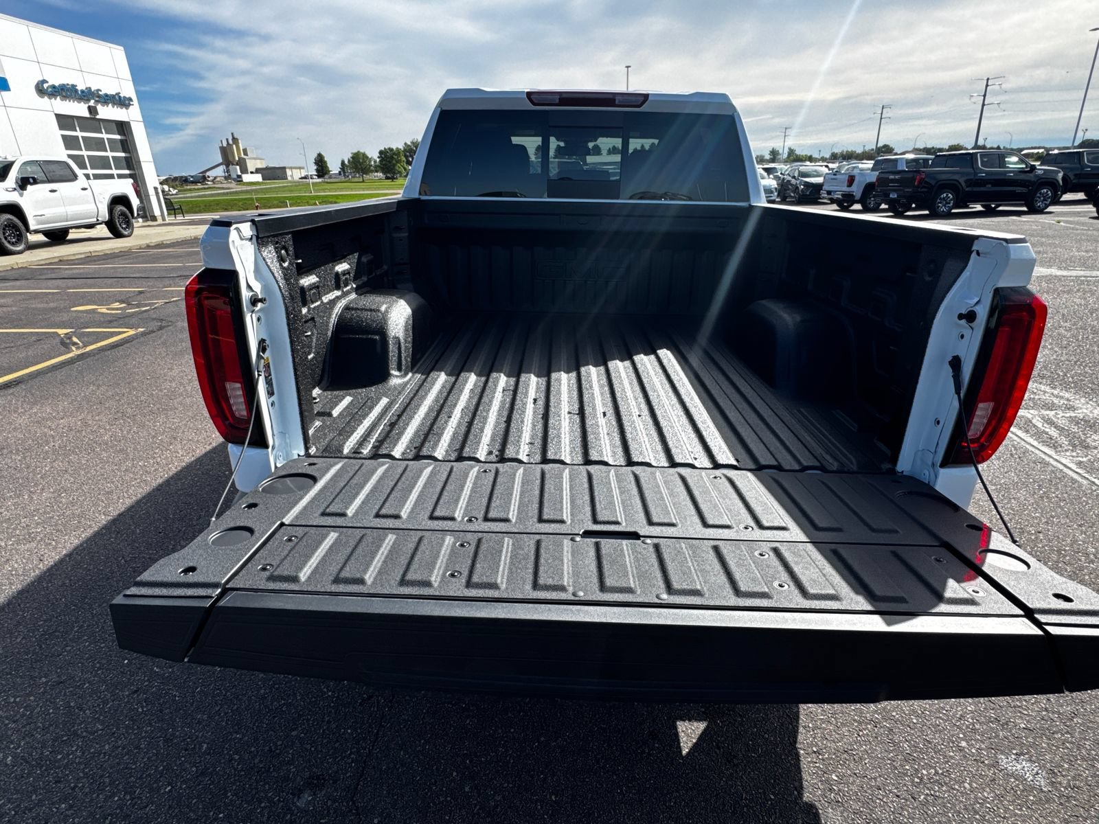 New 2026 Summit White GMC SLT image 10