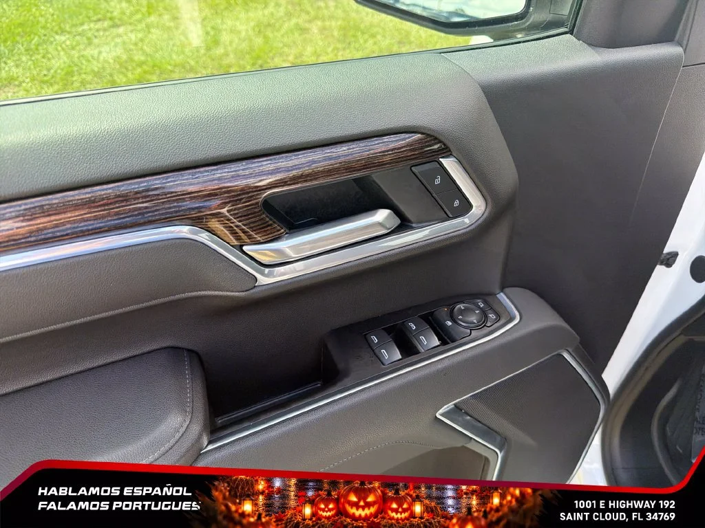 Used 2026 Summit White GMC Elevation image 13