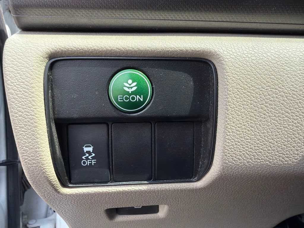Used 2015  Honda LX image 20