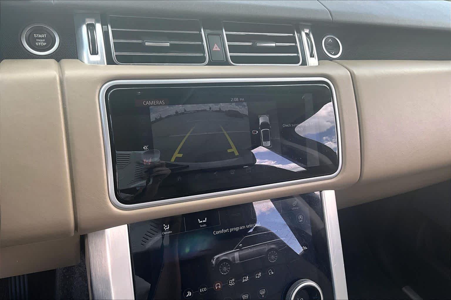 Used 2018 Fuji White Land Rover HSE image 23