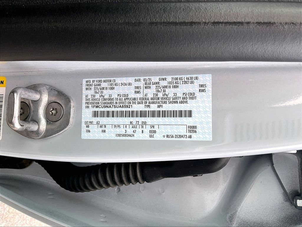 Used 2025 Space Silver Metallic Ford ST-Line Select image 31