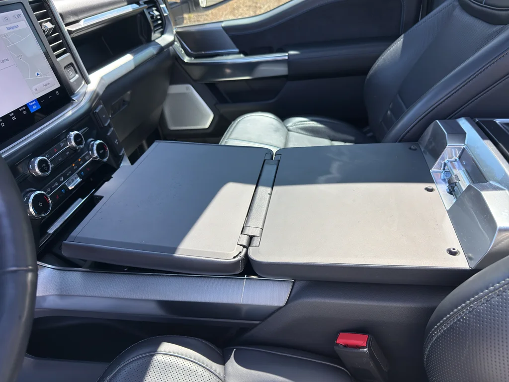 Used 2025 Star White Ford Platinum image 25