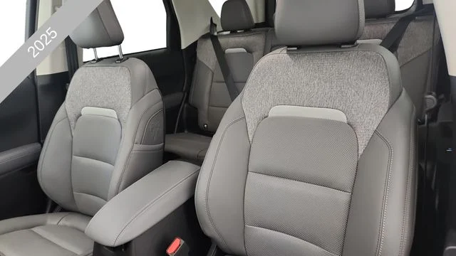 New 2025 Carbonized Gray Metallic Ford Badlands® image 10