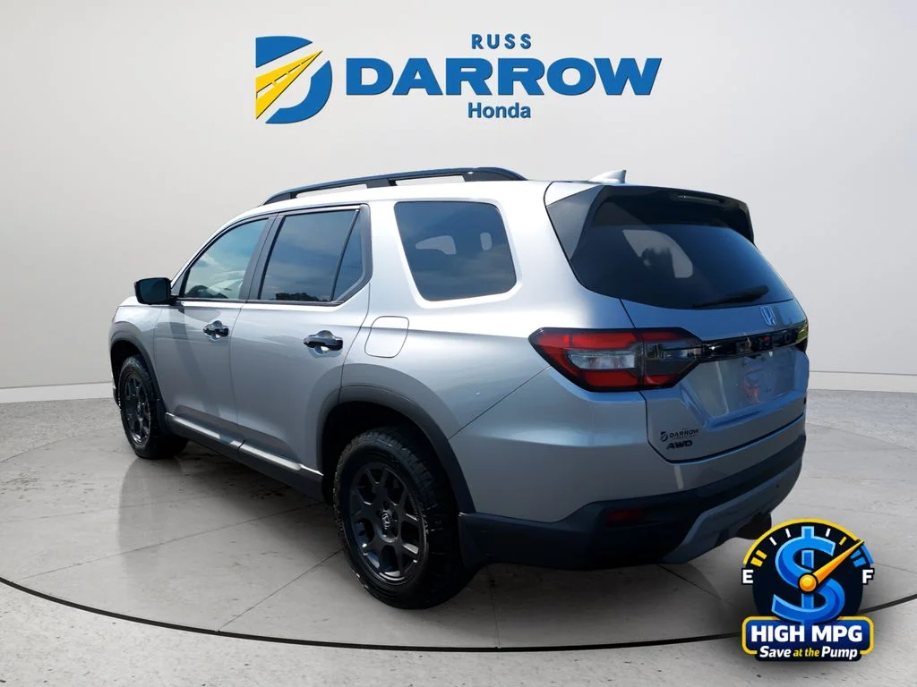 Certified Used 2025 Silver Honda TrailSport image 3