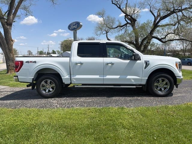 Used 2023 White Ford XLT image 1