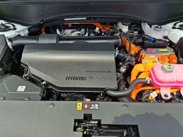 New 2026 White Hyundai SEL image 20