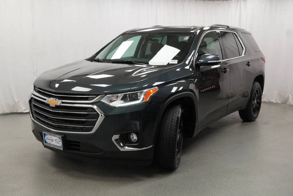 Certified Used 2018 GRAPHITE METALLIC Chevrolet LT Cloth image 27
