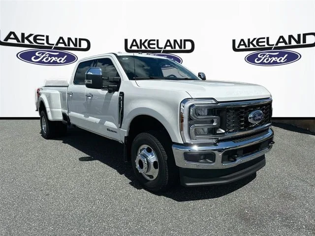 New 2026 White Ford Lariat image 1