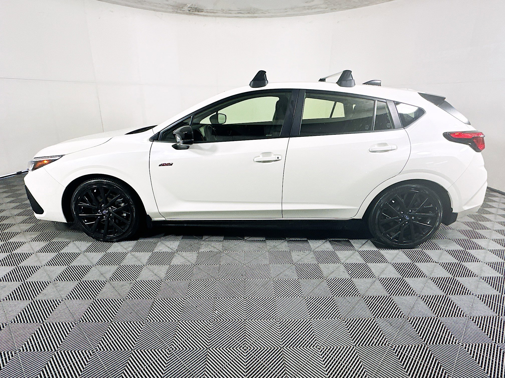 2024 Subaru Impreza thumbnail 8